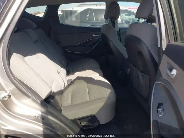 5NMZT3LBXJH062701 2018 HYUNDAI SANTA FE - Image 8