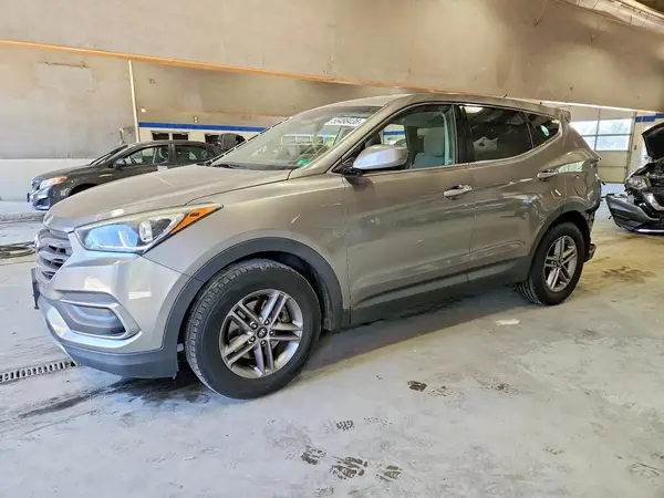 5NMZT3LBXJH075240 2018 HYUNDAI SANTA FE - Image 1