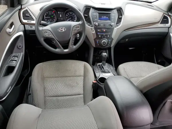 5NMZT3LBXJH075660 2018 HYUNDAI SANTA FE - Image 8