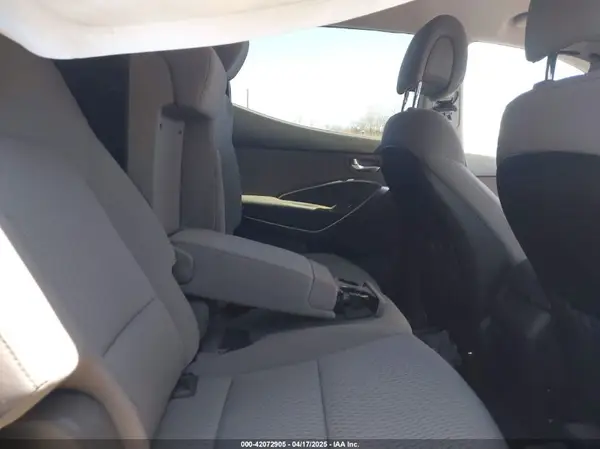 5NMZTDLB0JH099049 2018 HYUNDAI SANTA FE - Image 8