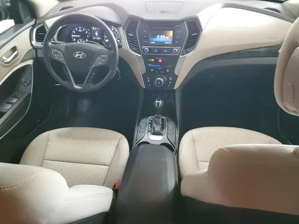 5NMZTDLB1HH000717 2017 HYUNDAI SANTA FE - Image 8