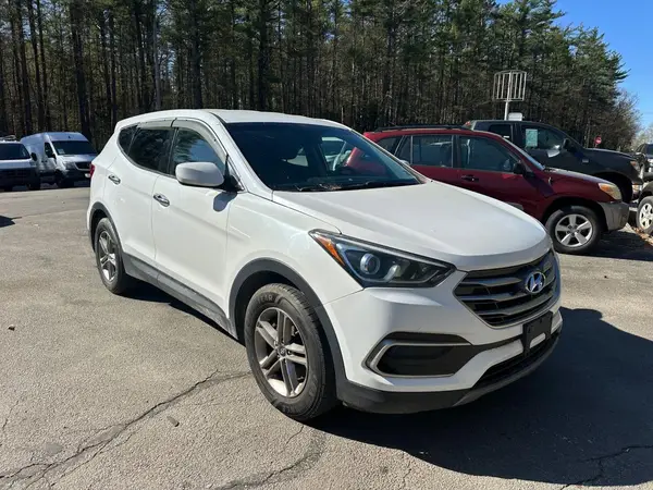 5NMZTDLB1HH015864 2017 HYUNDAI SANTA FE - Image 1