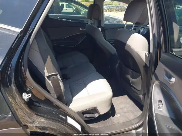 5NMZTDLB1HH044457 2017 HYUNDAI SANTA FE - Image 8