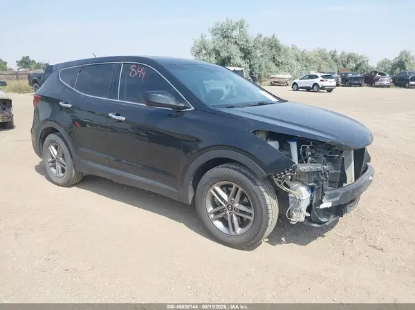 5NMZTDLB1JH077027 2018 HYUNDAI SANTA FE - Image 1