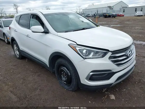 5NMZTDLB1JH090862 2018 HYUNDAI SANTA FE - Image 1