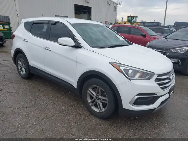 5NMZTDLB1JH093891 2018 HYUNDAI SANTA FE - Image 1