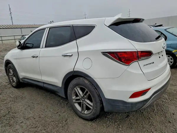5NMZTDLB2HH001066 2017 HYUNDAI SANTA FE - Image 2