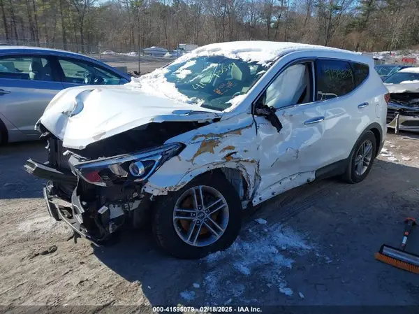 5NMZTDLB2HH016506 2017 HYUNDAI SANTA FE - Image 2
