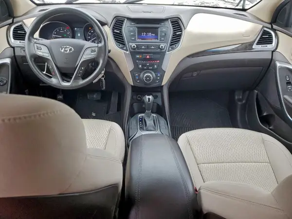 5NMZTDLB2HH026162 2017 HYUNDAI SANTA FE - Image 8
