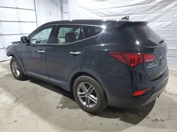 5NMZTDLB2HH044564 2017 HYUNDAI SANTA FE - Image 2