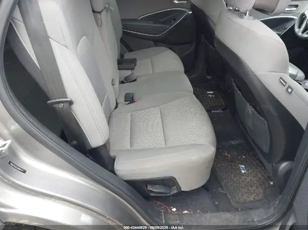 5NMZTDLB2JH081717 2018 HYUNDAI SANTA FE - Image 8