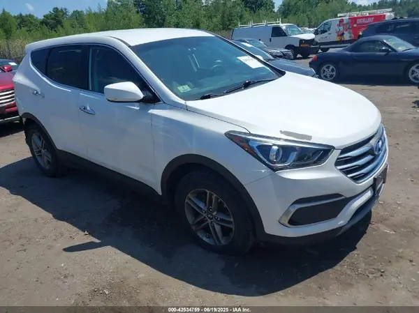 5NMZTDLB2JH090322 2018 HYUNDAI SANTA FE - Image 1