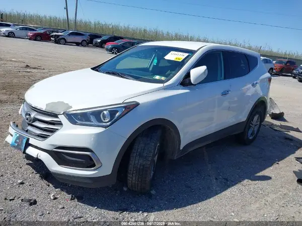 5NMZTDLB3HH003991 2017 HYUNDAI SANTA FE - Image 2