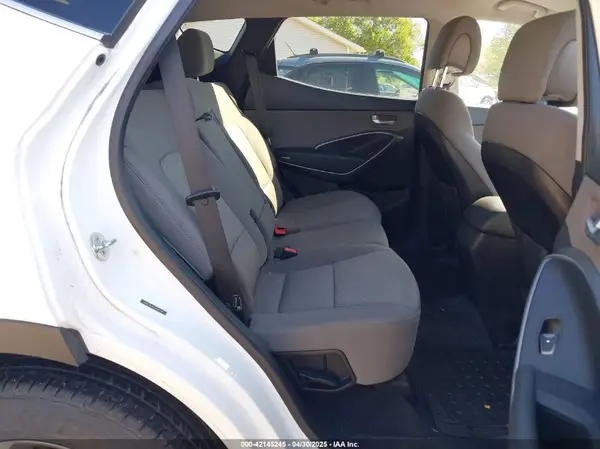 5NMZTDLB3JH090748 2018 HYUNDAI SANTA FE - Image 8