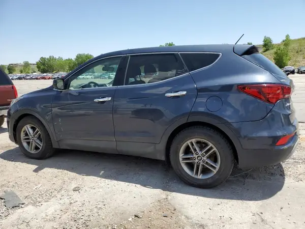 5NMZTDLB3JH107094 2018 HYUNDAI SANTA FE - Image 2