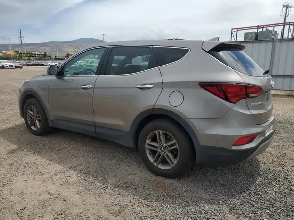 5NMZTDLB4HH000565 2017 HYUNDAI SANTA FE - Image 2