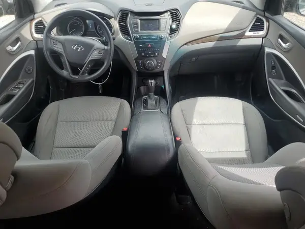 5NMZTDLB4HH000565 2017 HYUNDAI SANTA FE - Image 8