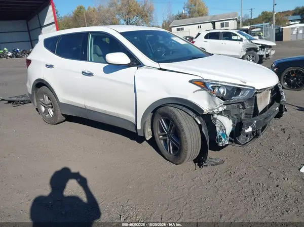 5NMZTDLB4JH072887 2018 HYUNDAI SANTA FE - Image 1