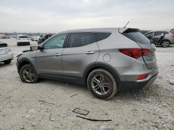 5NMZTDLB4JH077846 2018 HYUNDAI SANTA FE - Image 2