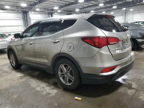 5NMZTDLB4JH105077 2018 HYUNDAI SANTA FE - Image 2