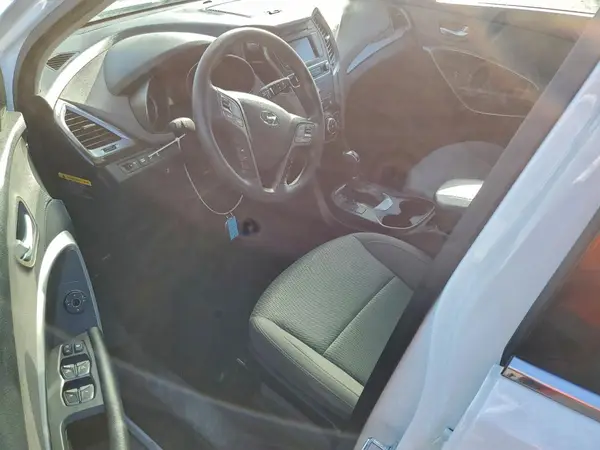 5NMZTDLB5HH000638 2017 HYUNDAI SANTA FE - Image 8