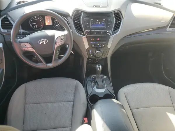 5NMZTDLB5HH004401 2017 HYUNDAI SANTA FE - Image 8