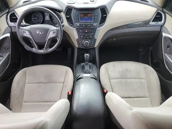 5NMZTDLB5HH010120 2017 HYUNDAI SANTA FE - Image 8
