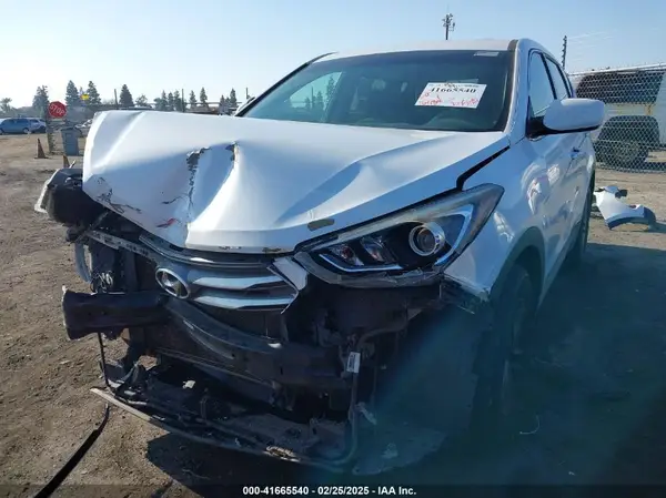 5NMZTDLB5JH083526 2018 HYUNDAI SANTA FE - Image 2