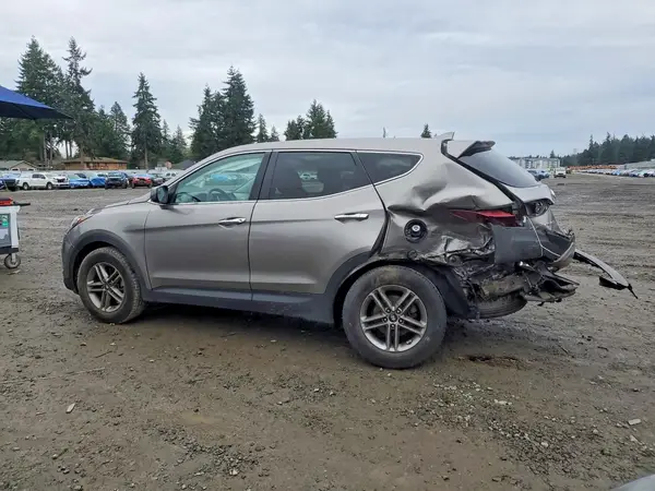 5NMZTDLB6HH002592 2017 HYUNDAI SANTA FE - Image 2