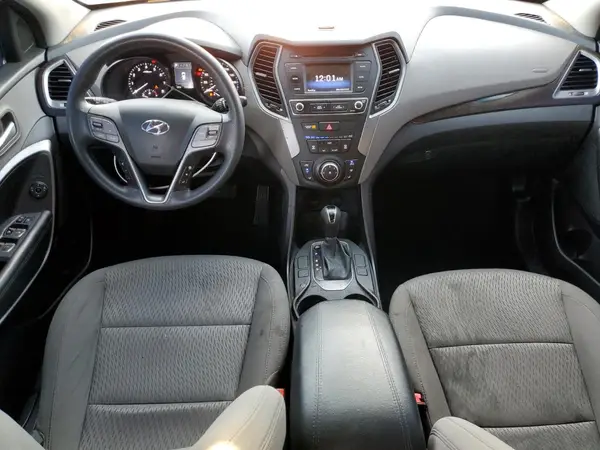 5NMZTDLB6HH004066 2017 HYUNDAI SANTA FE - Image 8