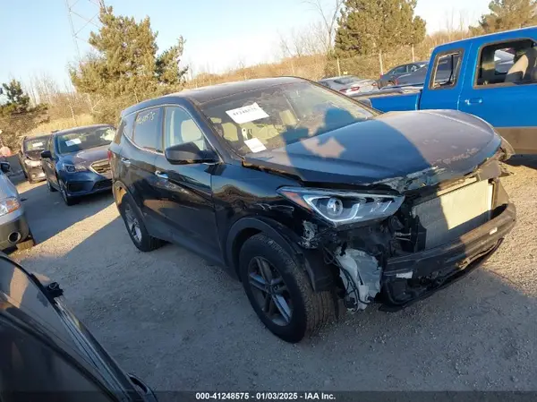 5NMZTDLB6HH025547 2017 HYUNDAI SANTA FE - Image 1
