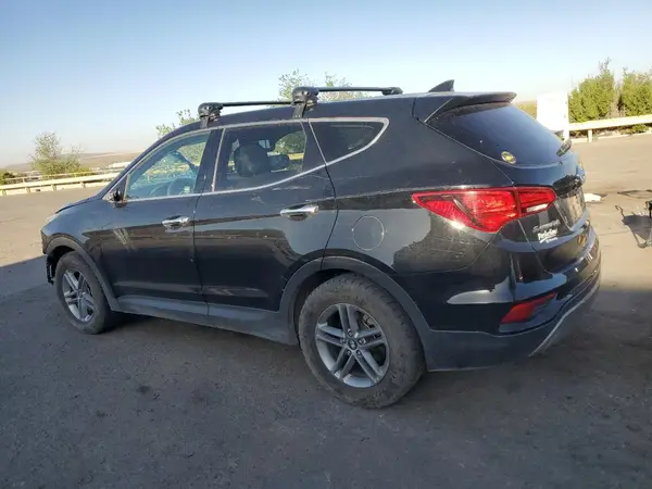 5NMZTDLB6HH032773 2017 HYUNDAI SANTA FE - Image 2