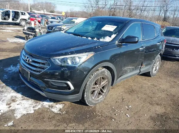 5NMZTDLB6HH046110 2017 HYUNDAI SANTA FE - Image 2
