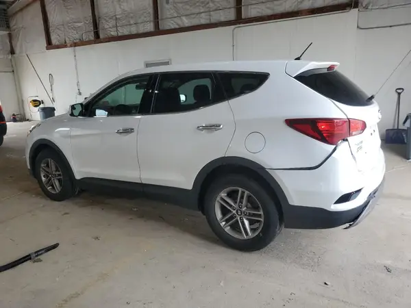 5NMZTDLB6JH061261 2018 HYUNDAI SANTA FE - Image 2