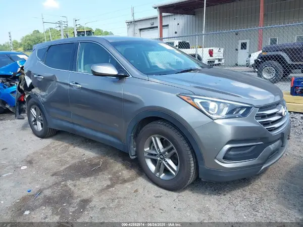 5NMZTDLB6JH081655 2018 HYUNDAI SANTA FE - Image 1