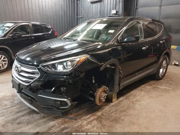 5NMZTDLB6JH099587 2018 HYUNDAI SANTA FE - Image 2