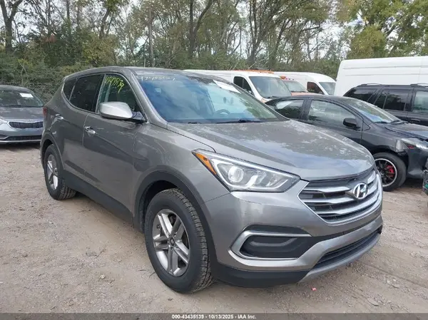 5NMZTDLB6JH107767 2018 HYUNDAI SANTA FE - Image 1