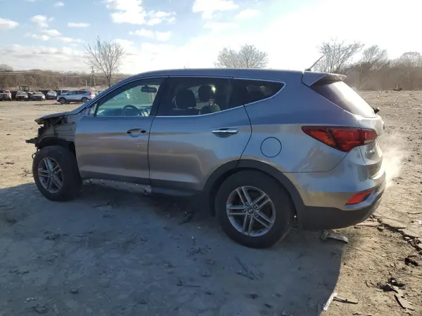 5NMZTDLB7JH054903 2018 HYUNDAI SANTA FE - Image 2