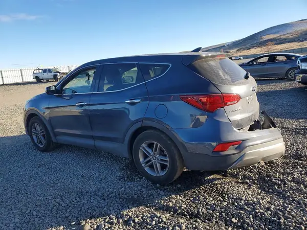 5NMZTDLB8HH015019 2017 HYUNDAI SANTA FE - Image 2
