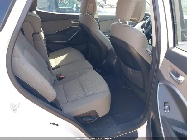 5NMZTDLB8JH071905 2018 HYUNDAI SANTA FE - Image 8