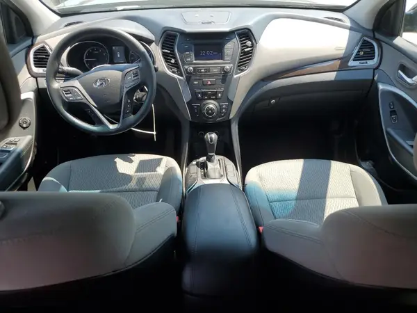 5NMZTDLB8JH103901 2018 HYUNDAI SANTA FE - Image 8