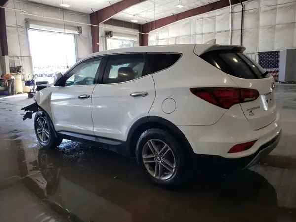 5NMZTDLB9HH000867 2017 HYUNDAI SANTA FE - Image 2