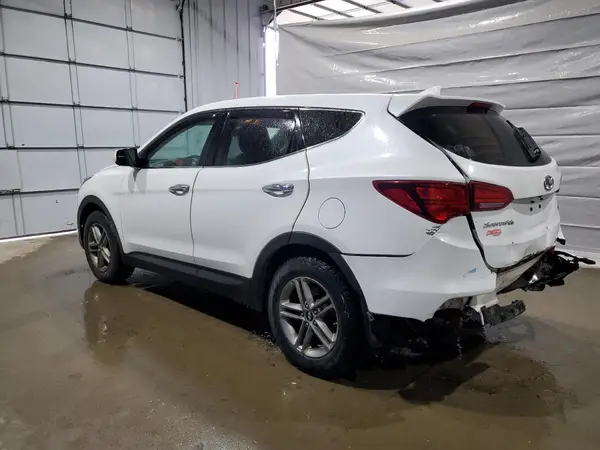 5NMZTDLB9HH010315 2017 HYUNDAI SANTA FE - Image 2