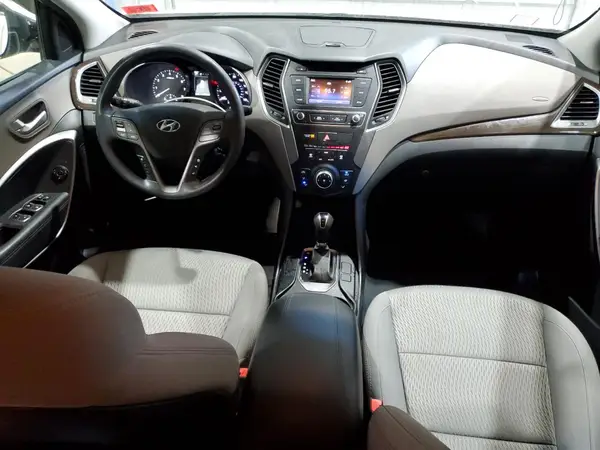 5NMZTDLB9HH010315 2017 HYUNDAI SANTA FE - Image 8