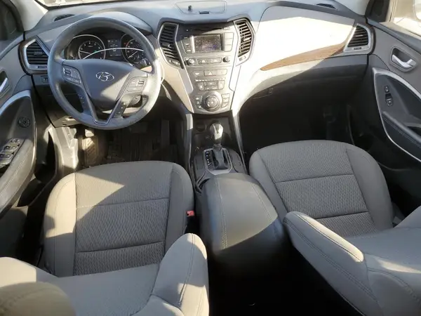5NMZTDLB9HH011206 2017 HYUNDAI SANTA FE - Image 8