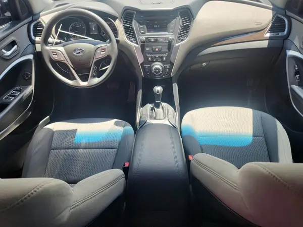 5NMZTDLB9HH031018 2017 HYUNDAI SANTA FE - Image 8