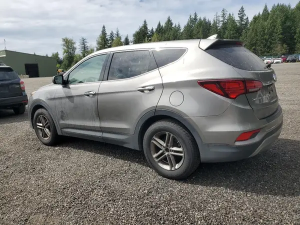 5NMZTDLB9HH036378 2017 HYUNDAI SANTA FE - Image 2