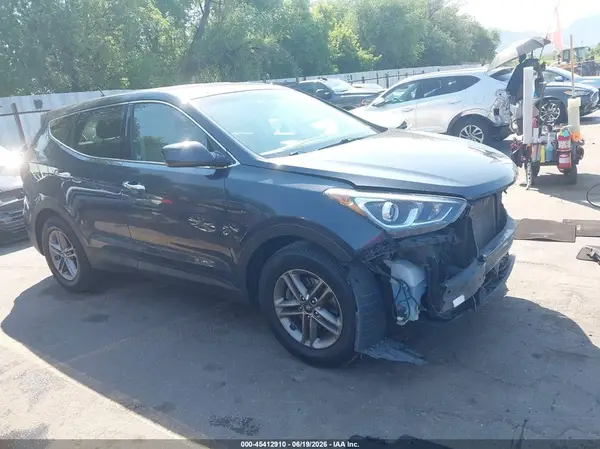5NMZTDLB9JH106855 2018 HYUNDAI SANTA FE - Image 1