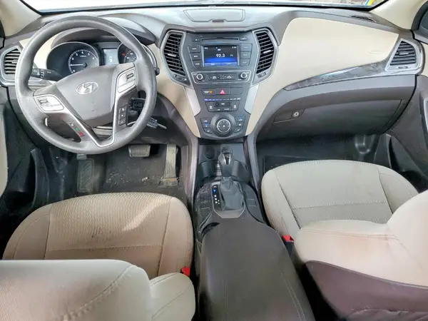 5NMZTDLBXHH017676 2017 HYUNDAI SANTA FE - Image 8
