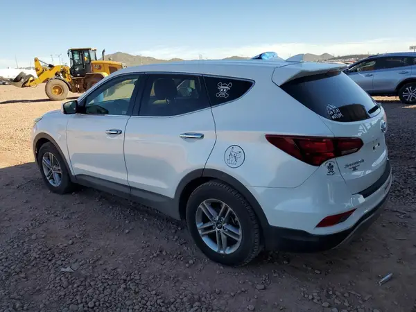 5NMZTDLBXHH030461 2017 HYUNDAI SANTA FE - Image 2